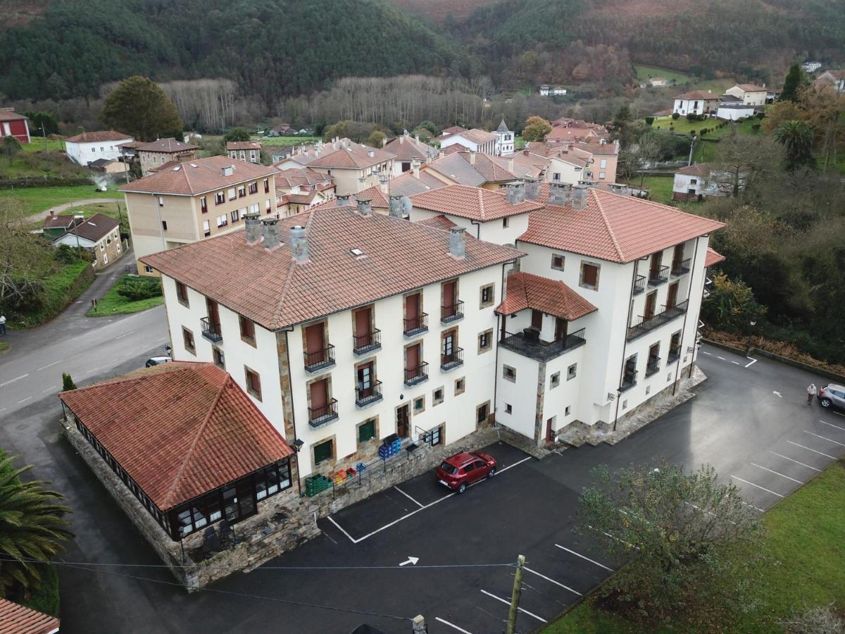 Hotel Valle Las Luinas Soto de Luiña Kültér fotó