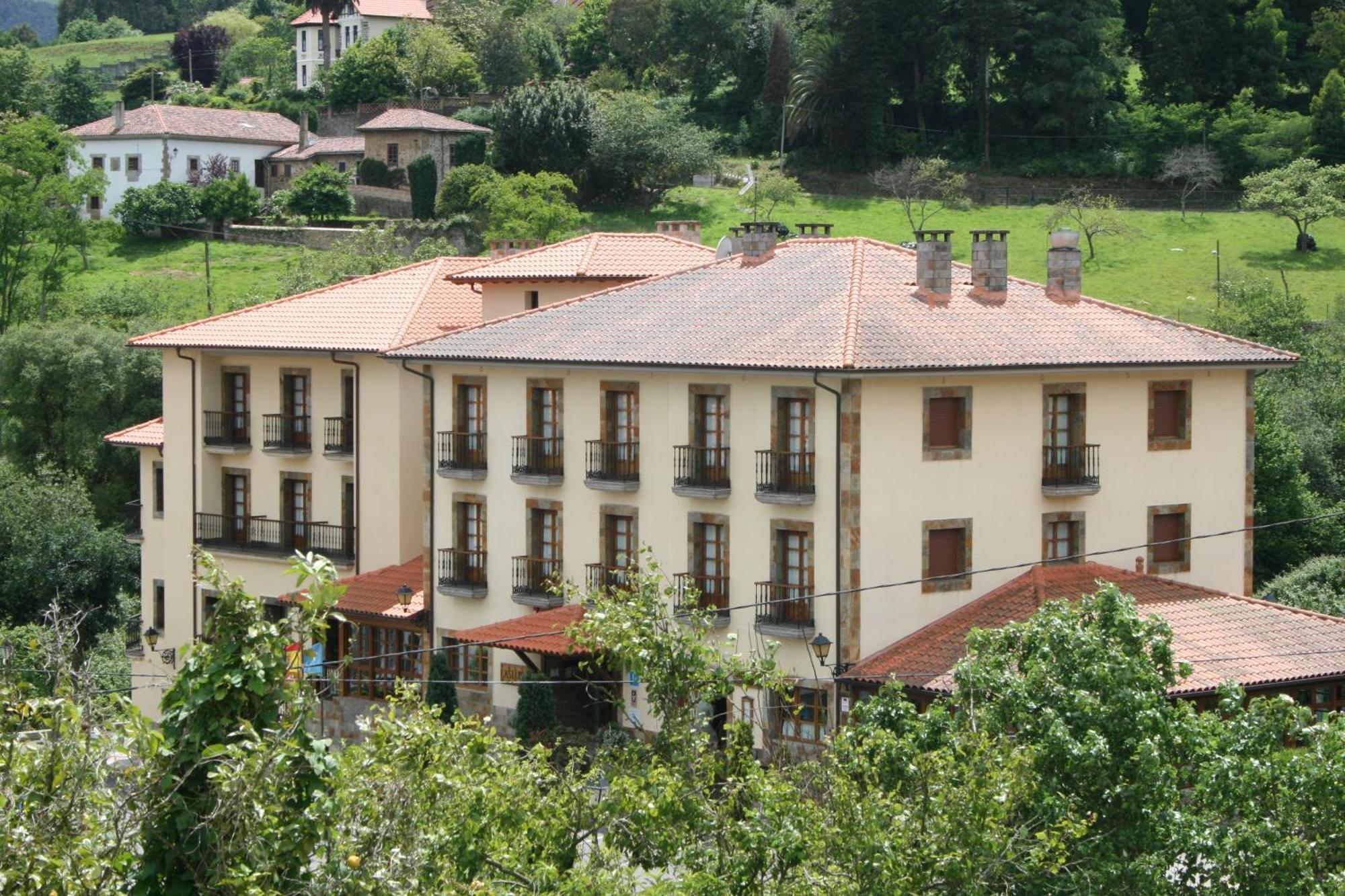 Hotel Valle Las Luinas Soto de Luiña Kültér fotó