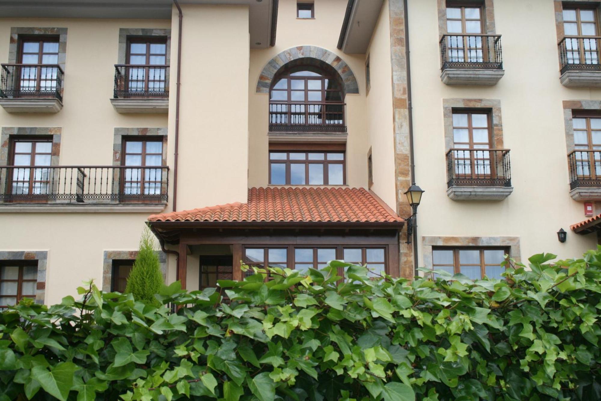 Hotel Valle Las Luinas Soto de Luiña Kültér fotó