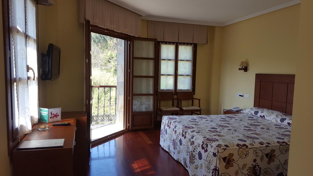 Hotel Valle Las Luinas Soto de Luiña Kültér fotó