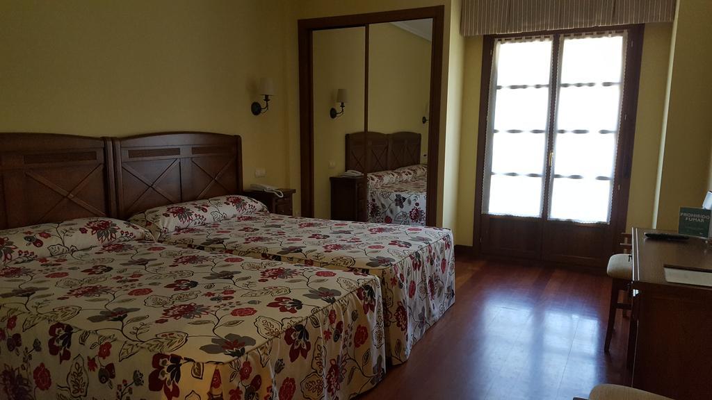 Hotel Valle Las Luinas Soto de Luiña Kültér fotó